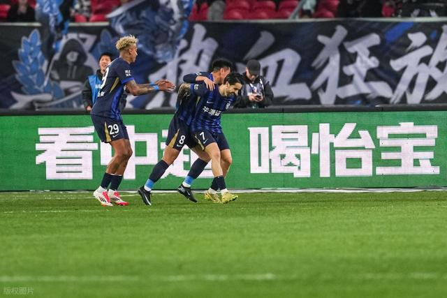 汪晋贤关键进球引爆国足回归讨论