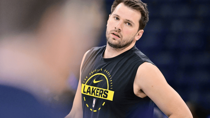 东契奇减重7磅后健康状态显著提升，季后赛信心