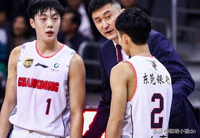 广东男篮带伤作战排名滑落引争议