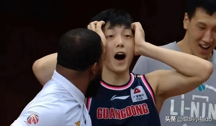 广东男篮带伤作战排名滑落引争议