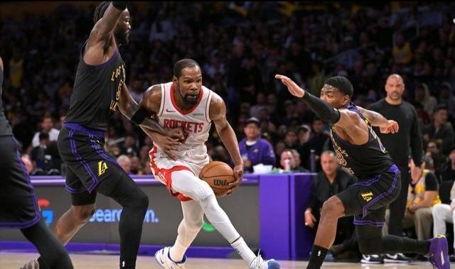 湖人G2力克火箭 斯马特肯纳德联手助队夺两连胜